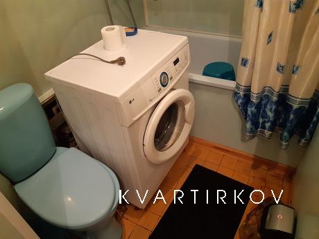 2-room apartment on Gagarina, Zlatoust - apartment by the day