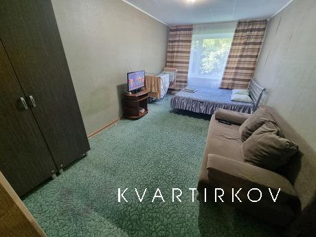 2-комнатная квартира 3-м/р 6а, Златоуст - квартира посуточно