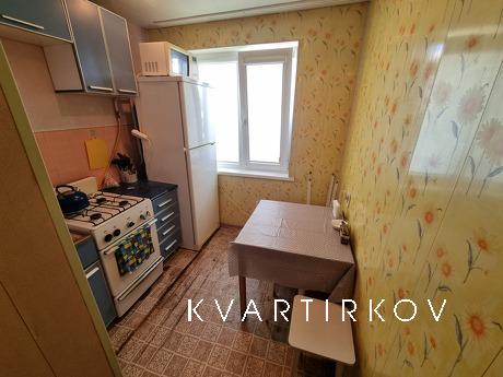 2-комнатная квартира 3-м/р 6а, Златоуст - квартира посуточно