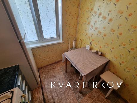 2-комнатная квартира 3-м/р 6а, Златоуст - квартира посуточно