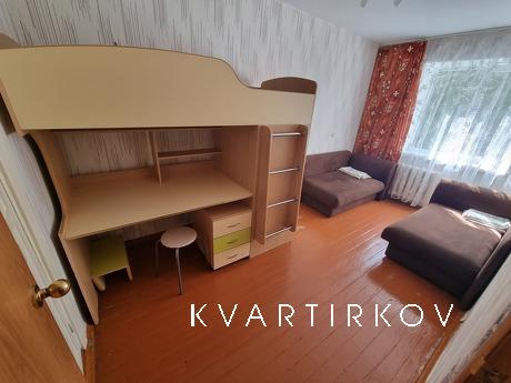 2-room apartment 3rd microdistrict 17, Zlatoust - apartment by the day