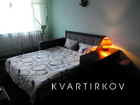 Охайна, однокімнатна квартира в центрі міста. В квартирі зна