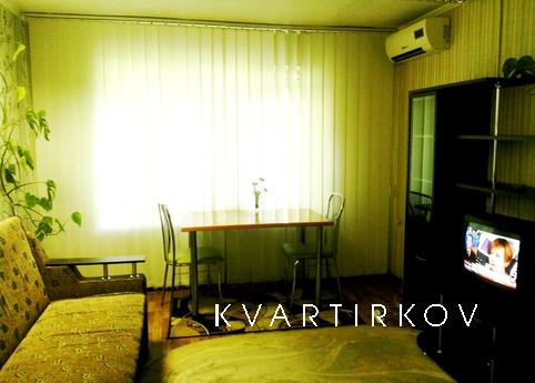 1 кімнатна квартира в центрі, Дніпро (Дніпропетровськ) - квартира подобово