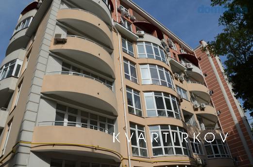 Offered specific apartment located in Yalta, in a cozy and q