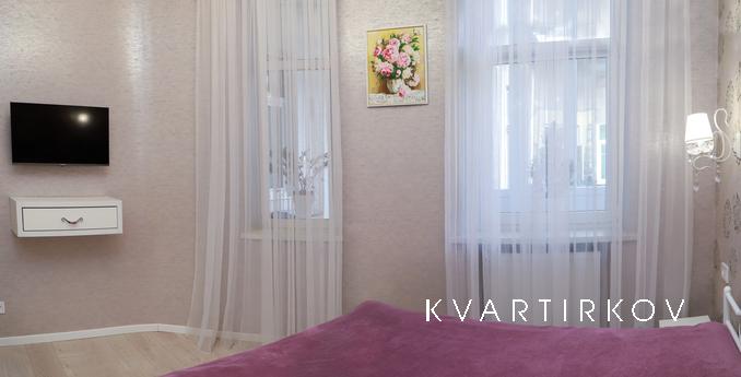 Romantik Apartament Lviv centere, Львів - квартира подобово