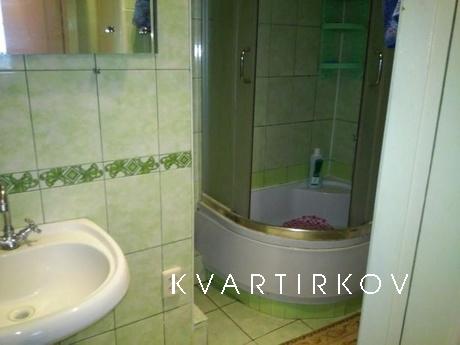 I will rent my apartment in Novaya Kakho, Nova Kakhovka - apartment by the day