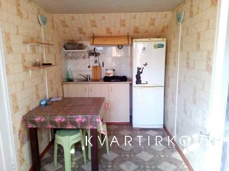 Rooms in a private house, Berdiansk - apartment by the day