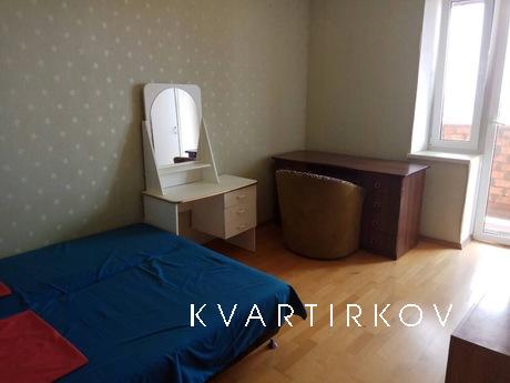 2-х кімнатна квартира в аренду, Чорноморськ (Іллічівськ) - квартира подобово