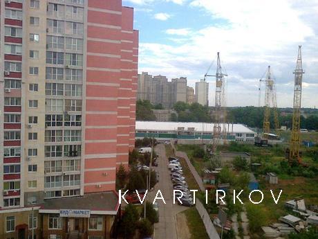 Здам однокімнатну квартиру, Чорноморськ (Іллічівськ) - квартира подобово