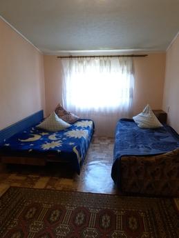 Rent a house not far from the sea, Chernomorsk (Illichivsk) - apartment by the day