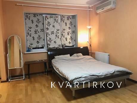 Rent one-room apartment m. Levoberezhnaya, on 26-27.05.18.
H