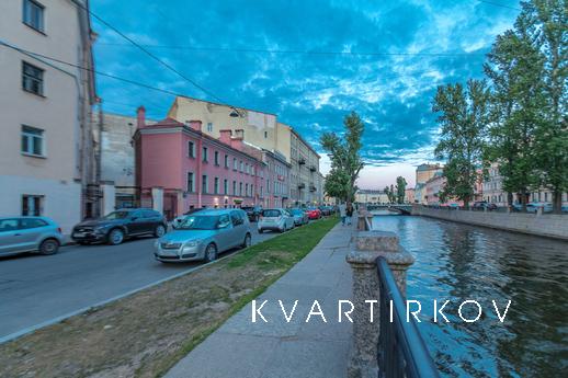 St. Petersburg, Canal Griboed, Санкт-Петербург - квартира подобово