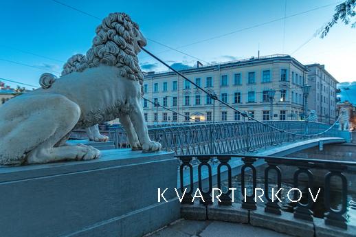 St. Petersburg, Canal Griboed, Санкт-Петербург - квартира подобово