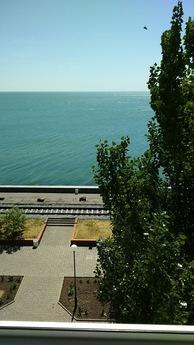Rent an apartment with a sea view, Berdiansk - apartment by the day