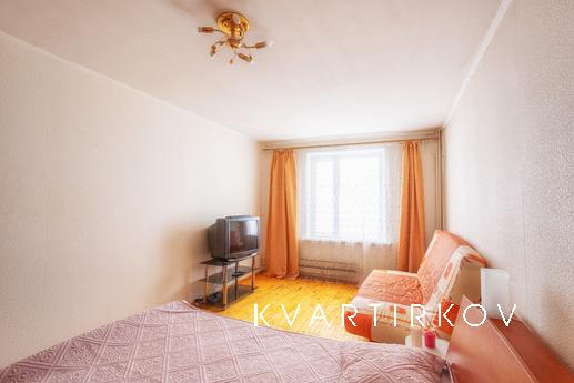 Посуточно метро Теплый Стан, Москва - квартира посуточно