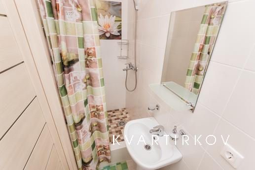 ИСТОР. ЦЕНТР, ЖД-ВОКЗАЛ, Екатеринбург - квартира посуточно