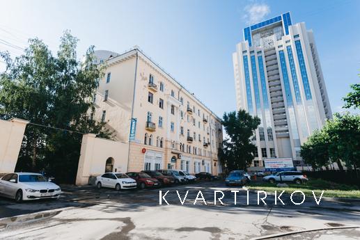 ИСТОР. ЦЕНТР, ЖД-ВОКЗАЛ, Екатеринбург - квартира посуточно