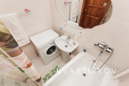 ИСТОР. ЦЕНТР, ЖД-ВОКЗАЛ, Екатеринбург - квартира посуточно