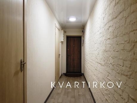 Посуточно Маршала Вершинина 3, Москва - квартира посуточно