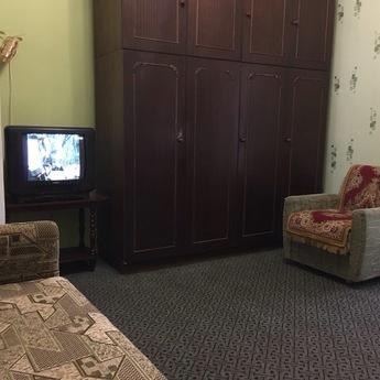Кімнати в приватному секторі в Чорноморс, Чорноморськ (Іллічівськ) - квартира подобово