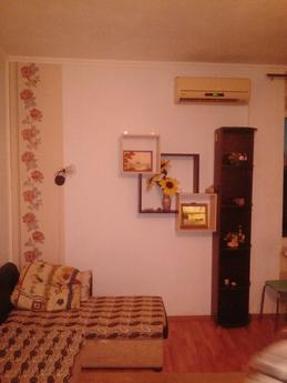 I rent daily 1 room. apartment in a quiet central area of ​​