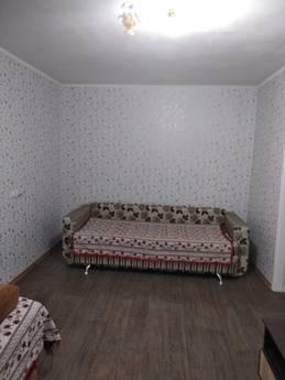 I'll give my one-room apartment in the center of Chernomorsk