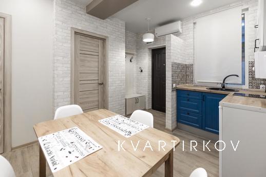 Уютная 2-комнатная квартира с новым ремонтомв центре Адлера.