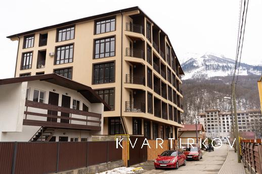 New, cozy apartment in the center of Esto Sadka with views o