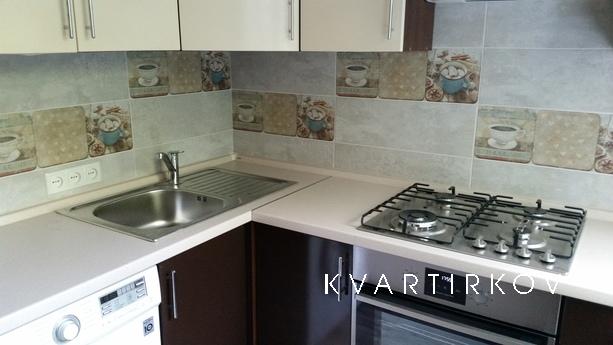 Rent a cozy apartment after repair, Chernomorsk (Illichivsk) - apartment by the day