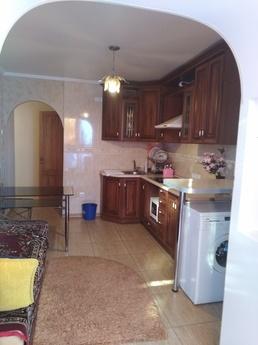 Rent your apartment by the day, Chernomorsk (Illichivsk) - apartment by the day