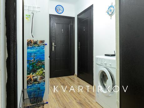 Daily avenue Dzerzhinsky 238, Novorossiysk - apartment by the day