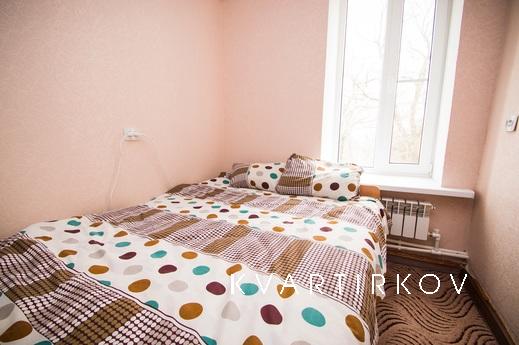 Трёхкомнатная квартира у ЖД вокзала, Новочеркасск - квартира посуточно