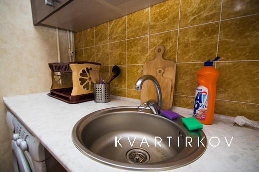 Трёхкомнатная квартира у ЖД вокзала, Новочеркасск - квартира посуточно