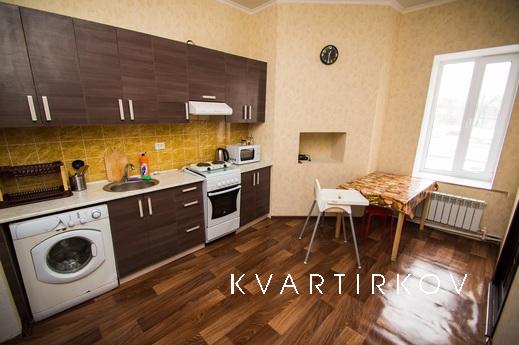 ДЛЯ ДРУЖНЫХ КОМПАНИЙ И ДОБРЫХ МЕРОПРИЯТИЙ!

Просторная четыр