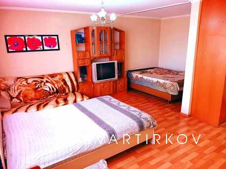 Просторная квартира в центре !!!, Нижнекамск - квартира посуточно