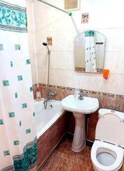 Просторная квартира в центре !!!, Нижнекамск - квартира посуточно