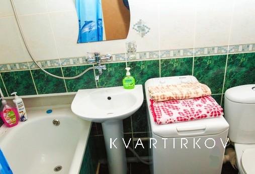 Очень светлая, теплая и уютная квартира!, Нижнекамск - квартира посуточно