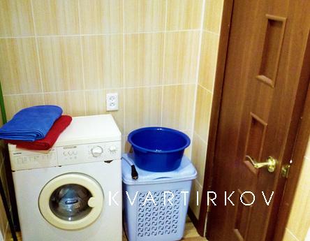 Уютная 2-х комнатная квартира в центре!!, Нижнекамск - квартира посуточно