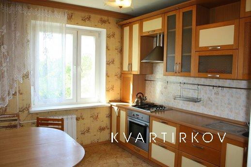 3 bedroom apartment for rent, Shchyolkovo - apartment by the day