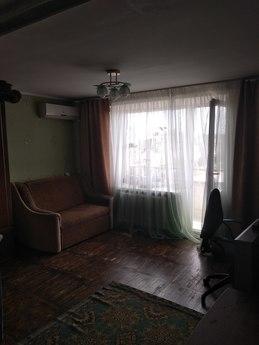 1 комнатная квартира в центре, Бердянск - квартира посуточно