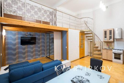 Cozy apartment in the very center of the ancient city of Lvi