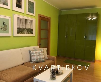 2 кімнатна квартира подобово, Одеса - квартира подобово