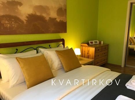 Здається дизайнерська квартира в статусному житловому компле