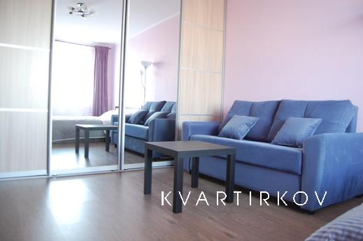 Apartment with repair near the metro sta, Санкт-Петербург - квартира подобово