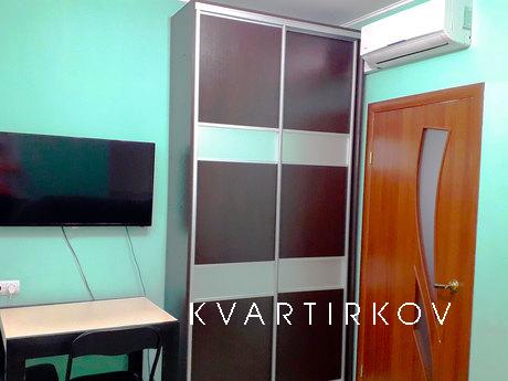 2k apartment near the railway station, Odessa - apartment by the day