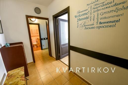 Designer apartment near the lake, Kyiv - apartment by the day