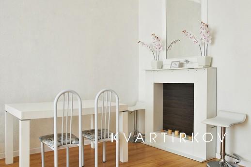 Excellent apartment for rent in Tyumen, Tyumen - apartment by the day