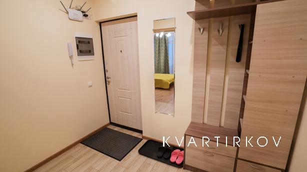 Cozy apartment near the metro, Санкт-Петербург - квартира подобово