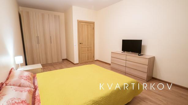 Cozy apartment near the metro, Санкт-Петербург - квартира подобово