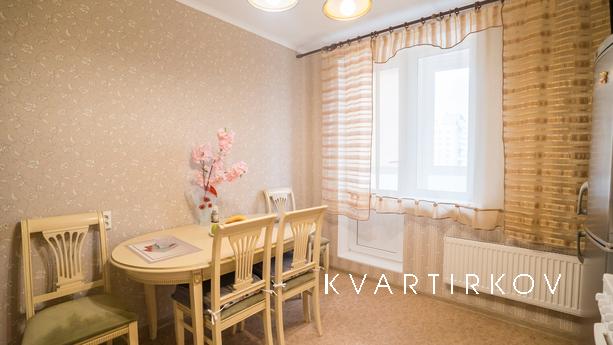 Apartments on Komendantsky Prospekt, Saint Petersburg - apartment by the day